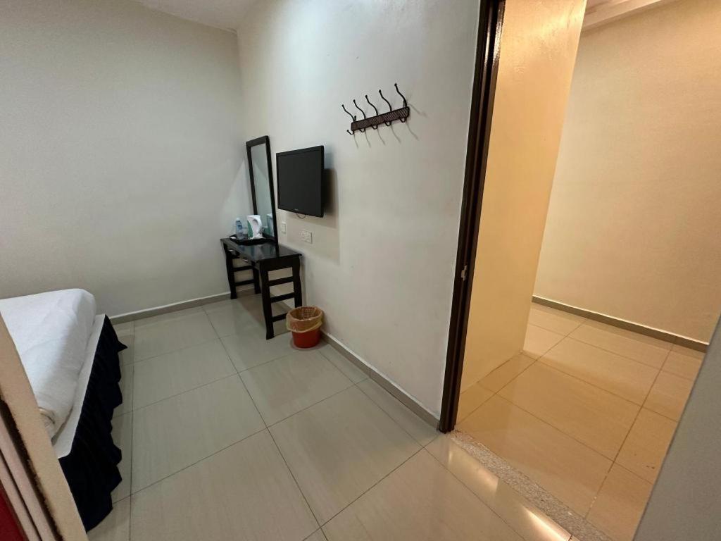Sun Sega Hotel Perai Extérieur photo
