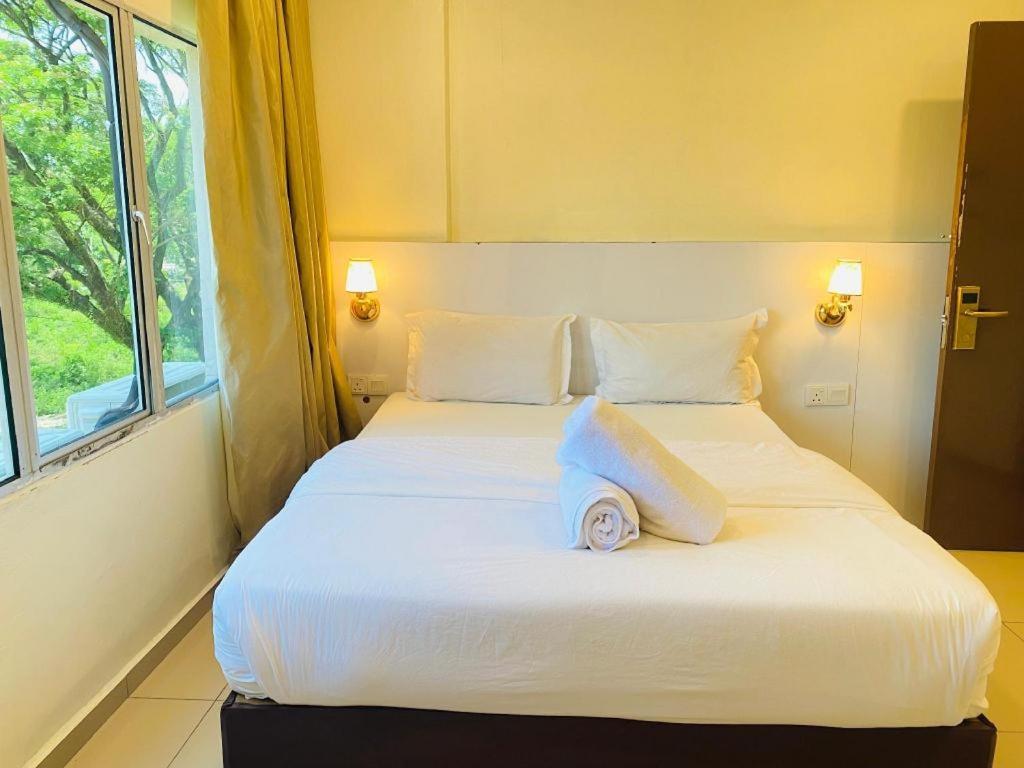 Sun Sega Hotel Perai Extérieur photo